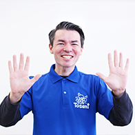 英語 講師：ウールブライト 龍太郎］